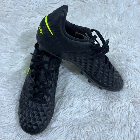 Nike Youth Tiempo Legend 8 Soccer Cleats AT5881-070 US Size 4 Black/Yellow - Picture 2 of 11